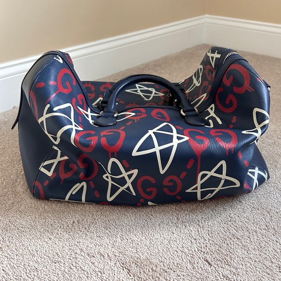 Gucci Ghost Duffle Bag - Picture 1 of 14